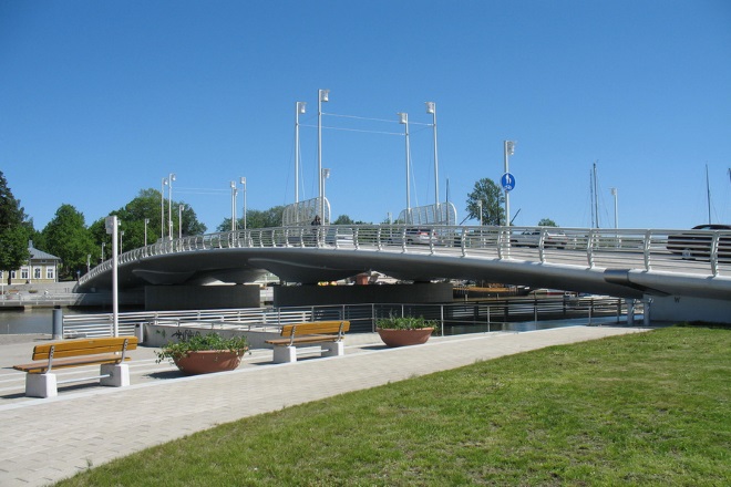 Мост Aleksanterinkatu
