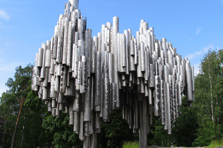 Памятник Яну Сибелиусу в Хельсинки. Фото: flickr.com