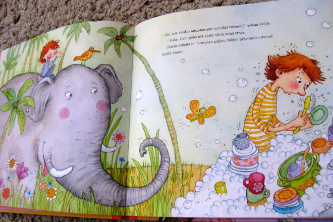 Разворот детской книги про храбрую крошку Мемули. Фото: blogspot.com