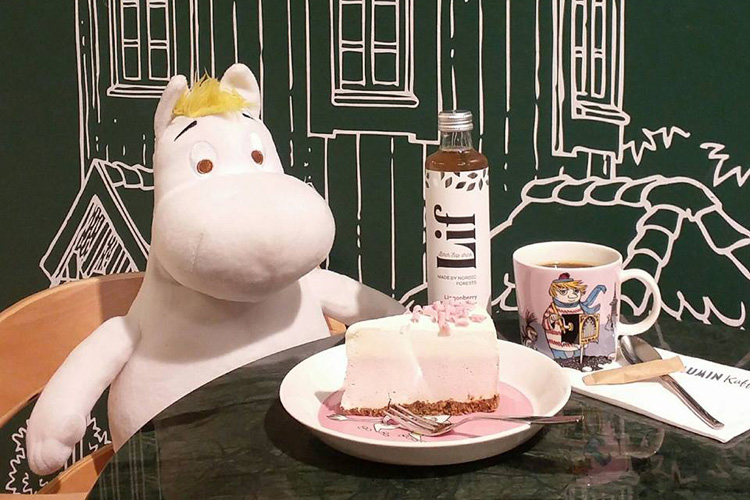 В Moomin Café вы встретитесь с любимыми героями из рассказов о муми-троллях. Фото: facebook.com