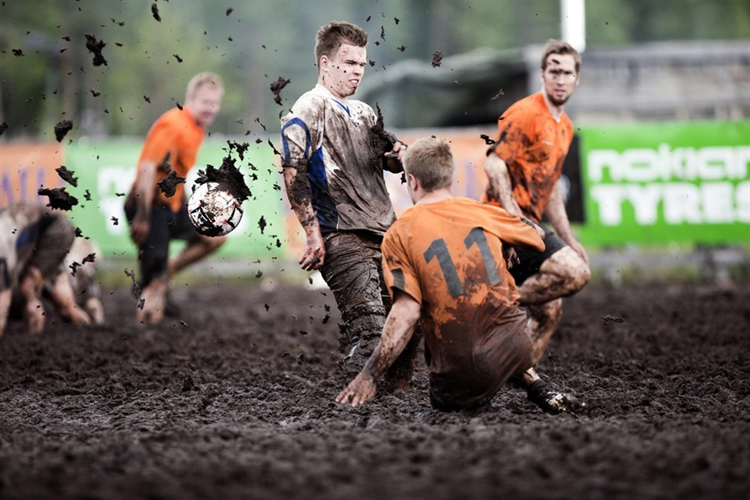 Чемпионат по футболу в грязи Хюрюнсалми