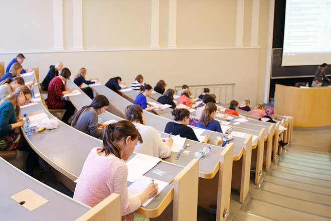Студенты, приехавшие в Университет Хельсинки по обмену, имеют возможность выбирать предметы, которые хочется изучать лично им. Фото: helsinki.fi