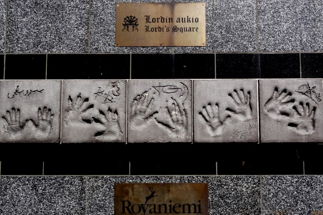 В честь группы Lordi названа центральная площадь города Рованиеми. Фото: santatelevision.com