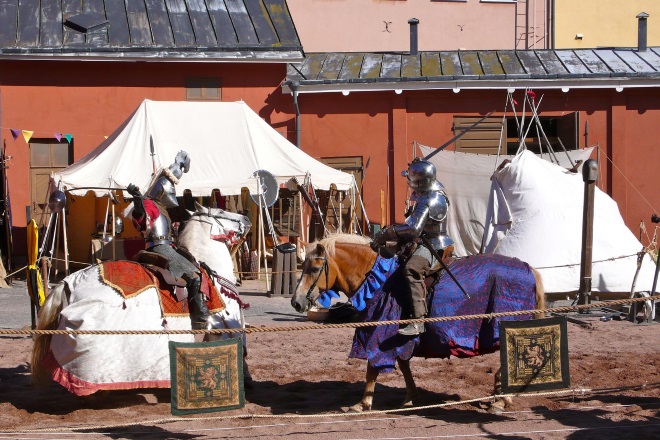 Рыцари на Средневековой ярмарке. Фото: flickr.com